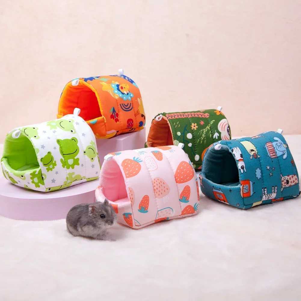 Cute Small Animal Sleeping Bed Rabbit Squirrel Guinea Pig Nest Hamster House Winter Colorful Mini Cage Comfortable Soft Warm Mat M251206