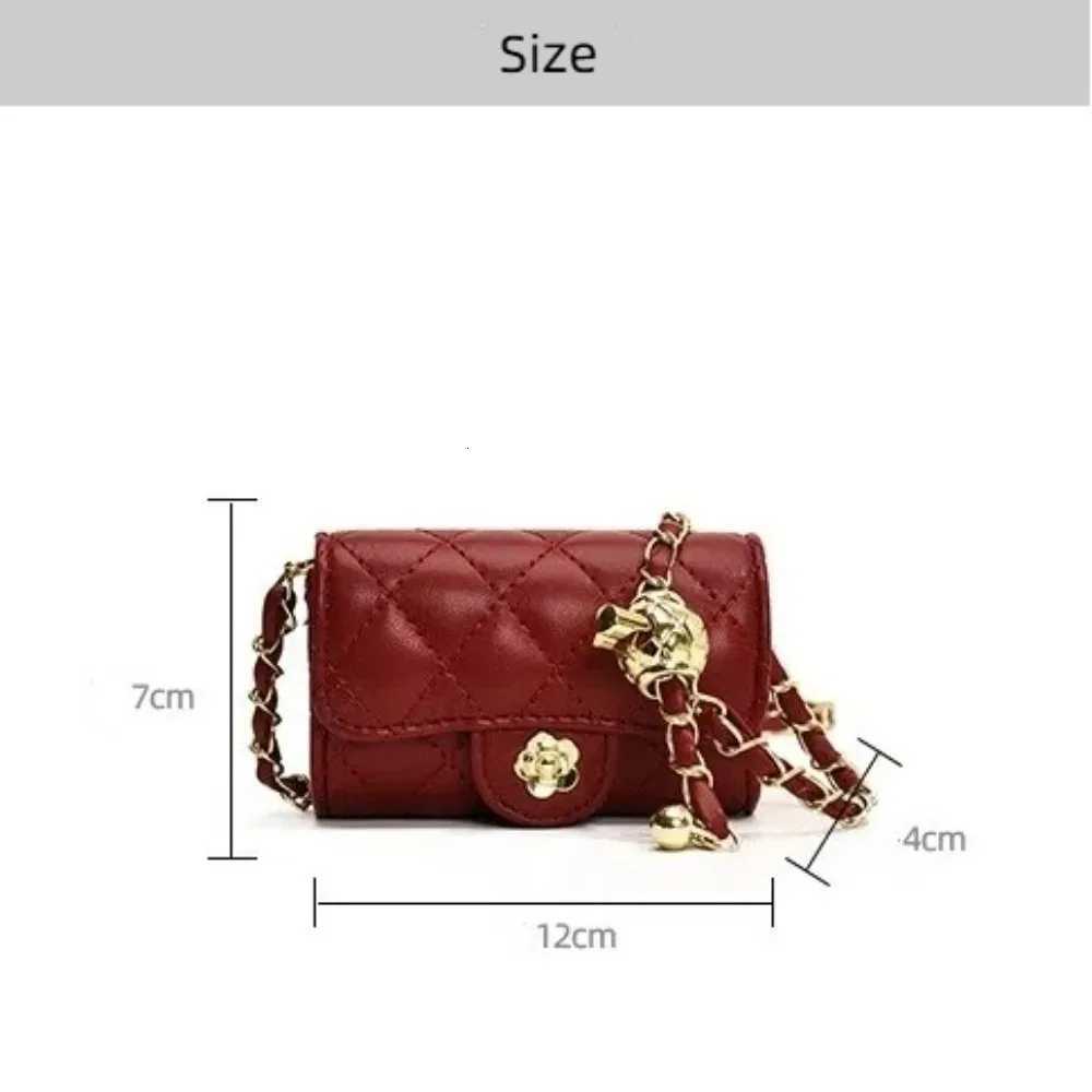 Fahsion Mini Shoulder Bag Chain Strap Korean Version Crossbody Bag Solid Color PU Leather Womens Bag WomenT251206