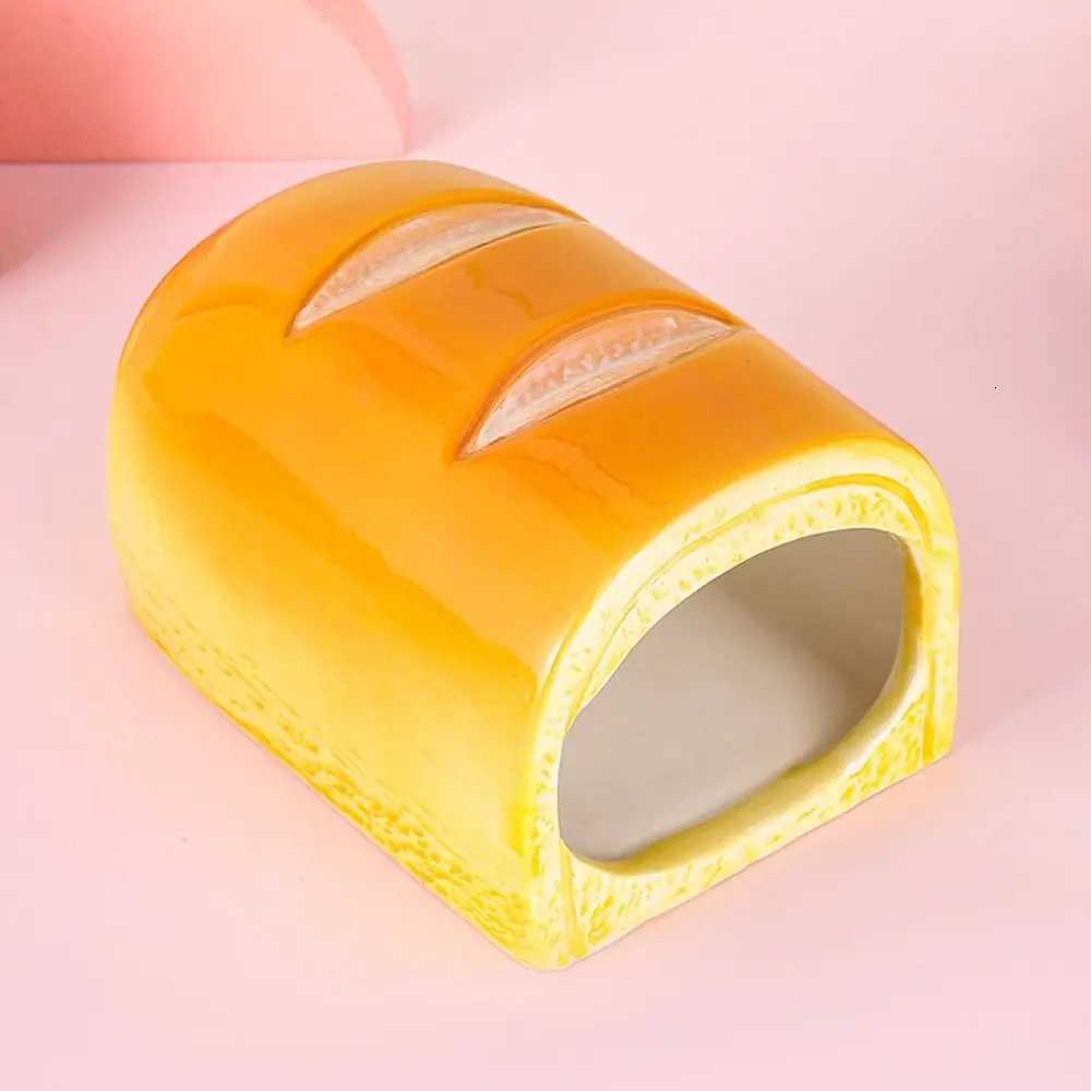 Pet Supplies Ceramic Hamster Nest Cooling Cute Pet Small House Creative Bread Shaped Hamster Bed Golden Bear M251206