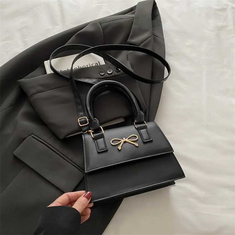 Fashion Crossbody Bag Korean Style Design Handbag Ins Popular Large Capacity Shoulder Bag Multi-functional Small Chain BagT251206
