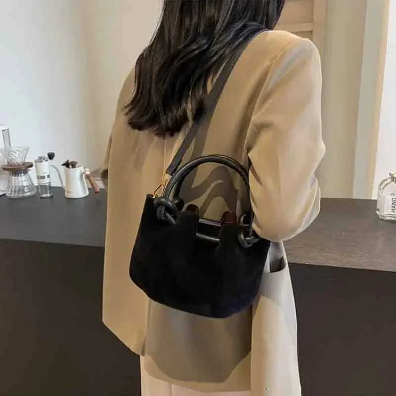 New Fashion Simple Womens Shoulder Bags Luxury Designer Bags for Women Solid Classic High Quality Ladies Messenger BagsT251206