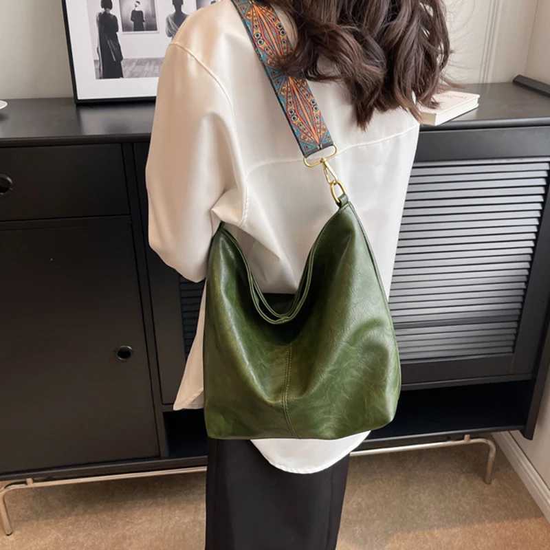 Popular Bucket Bag For Women Luxury Shoulder Bag High Quality Crossbody Bag Designer Large Capacity Messenger Bag Handbag TotesT251205