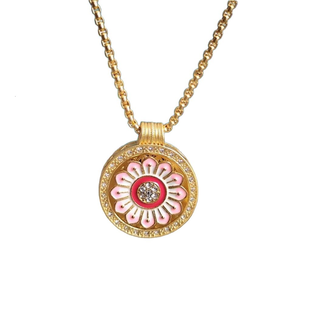 Hot-Selling Diamond-Studded Rotating Eight-Pointed Star Necklace for Women, Ethnic Style Imitation Vietnamese Gold Hollow Pendant Sweater Chain ddmyno