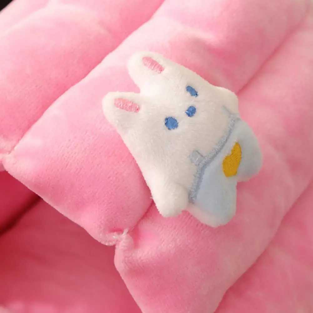 Cozy Hamster Nest Bunny Carrot Design Small Animal Warm Room Guinea Pigs Ferrets Hedgehogs Winter Hamster Cage Accessories M251206