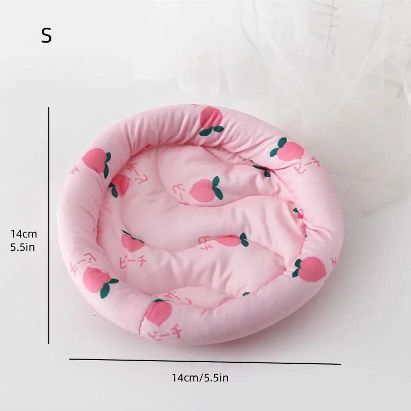 Hamster bed cooling pad - Summer ice silk small pet pad for hedgehogs chipmunks rabbits gerbils and guinea pigs - Breathable M251206