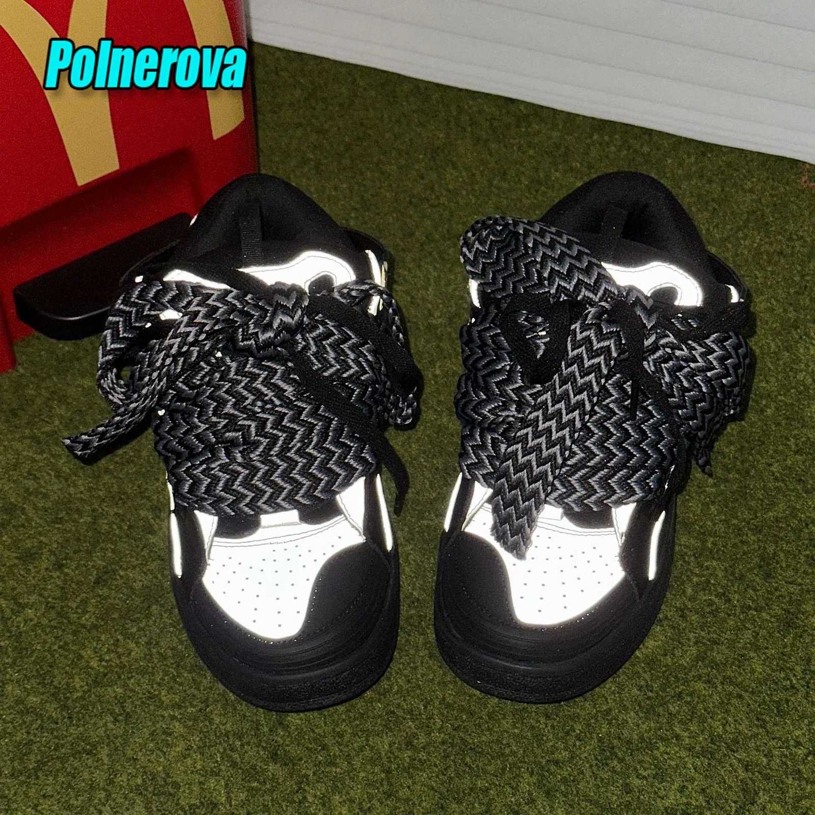 Black White Mixed Couple Casual Sneakers Novelly Reflective Thick Sole Lace-Up Walking Shoes Breathable Wen Men Shoes Y251206