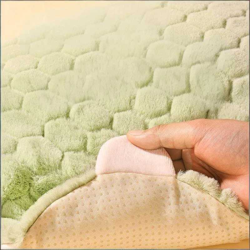 Winter Rabbit Heating Pad Small Pet Sleeping Mat Rabbit Cage Mat Non-Slip Soft Floor Mat Suitable for Guinea Pigs Chinchillas M251206