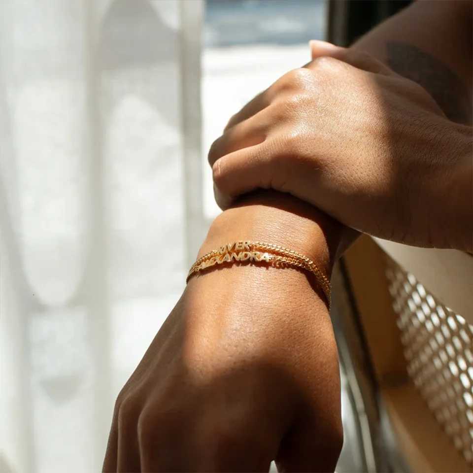 Customized Name Bracelets for Women Stainless Steel Gold Chain Personalized Font Pendant Adjustable Bracelets Charm Jewelry Gift W251206