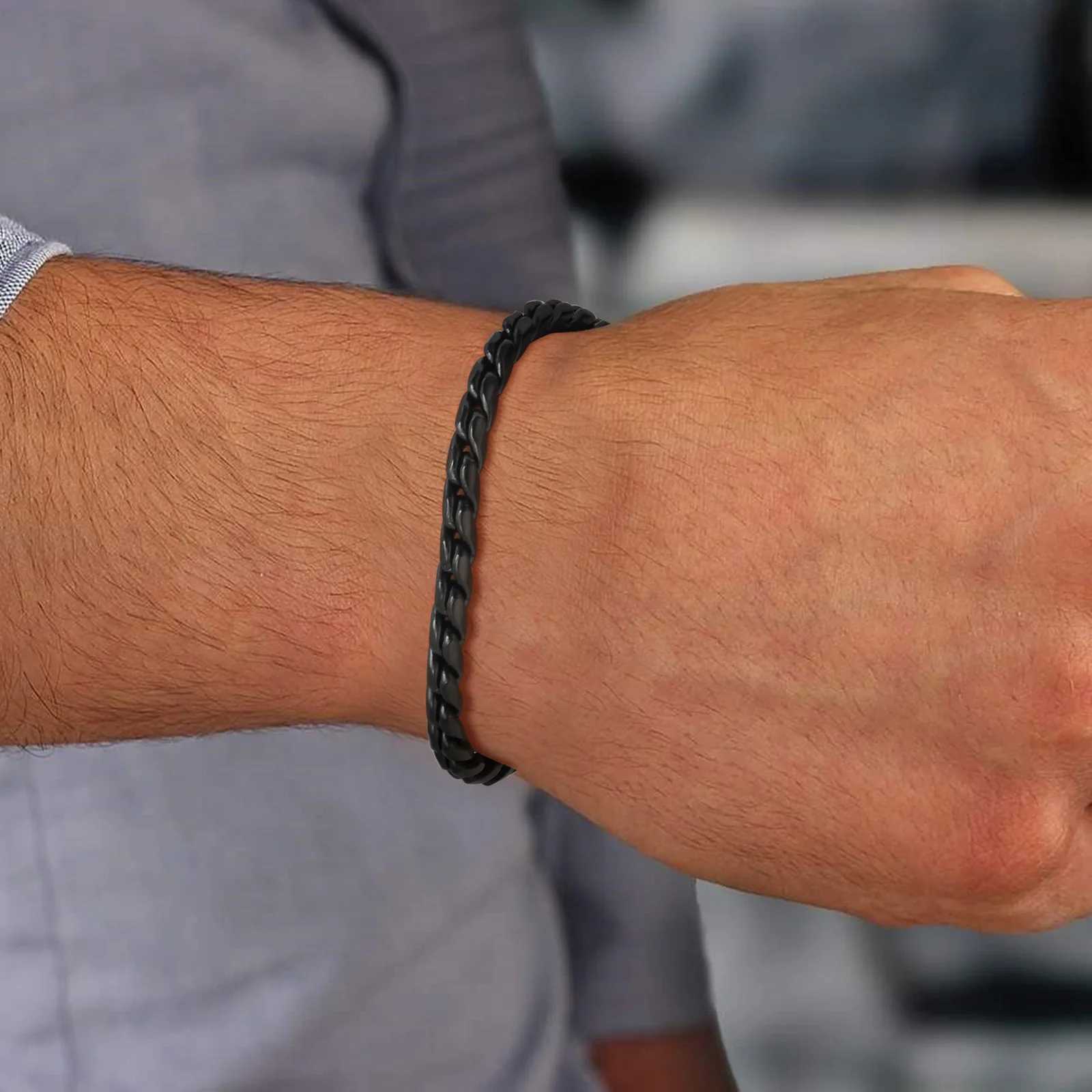 Vnox Punk Men Snake Link Chain Bracelets Black Silver Color Twisted Stainless Steel Glossy Chain Bracelet Comfort Wear Jewelry W251206