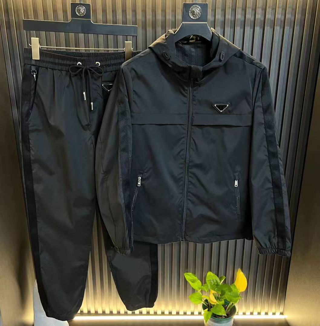 2025 Men's Tracksuits hoodie Men Set Autumn Winter Sportswear Sports Suit Casual Sweatsuit Hoodie Pants Male Jogging Clothing