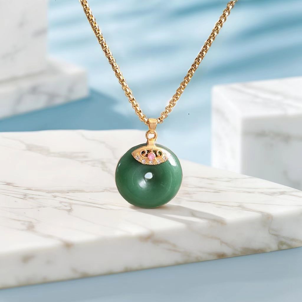 Hot-Selling Diamond-Studded Rotating Eight-Pointed Star Necklace for Women, Ethnic Style Imitation Vietnamese Gold Hollow Pendant Sweater Chain ddmyno