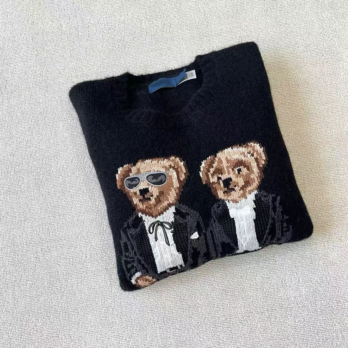 Womens Sweaters Sweatshirts Cute Bear Pattern Blouses High Collar Warm Polar Fleece Sweater Soft TopsWinter Lady Y2K Clothes