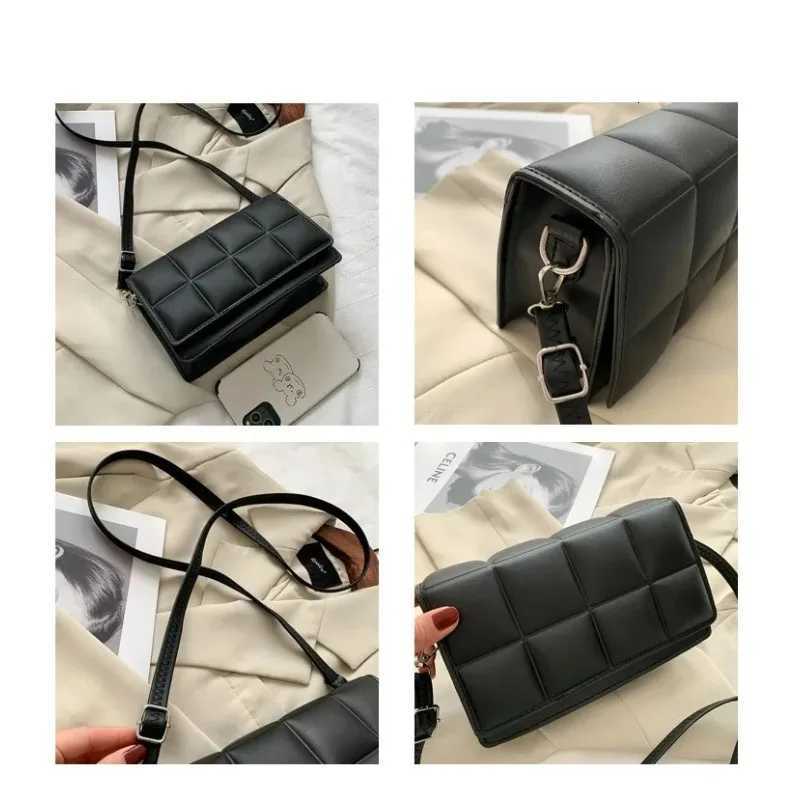Womens Bag Autumn Winter New Female Literary SingleShoulder Bag Minority Design CrossBody Bag Trend Womens Bag BolsosT251206