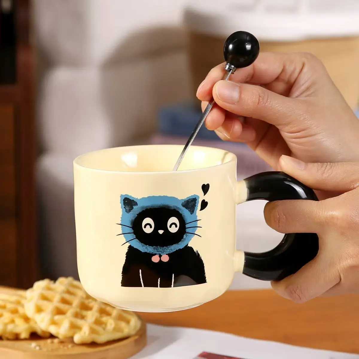 Great Birthday Gift for Girls - Adorable Ceramic Cat Mug with Lid and spoon Couples Water Cup Practical Coffee Mug M251206 - view 7