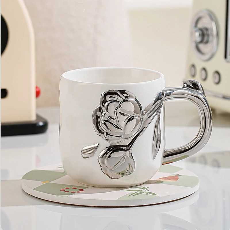 Electroplated Gold Coffee Mug Ceramic Breakfast Milk Mug Large Capacity Embossed Three-dimensional Rose Ornament Water Cup Gift M251206 - view 5