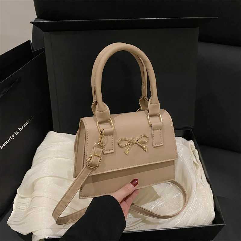 Fashion Crossbody Bag Korean Style Design Handbag Ins Popular Large Capacity Shoulder Bag Multi-functional Small Chain BagT251206