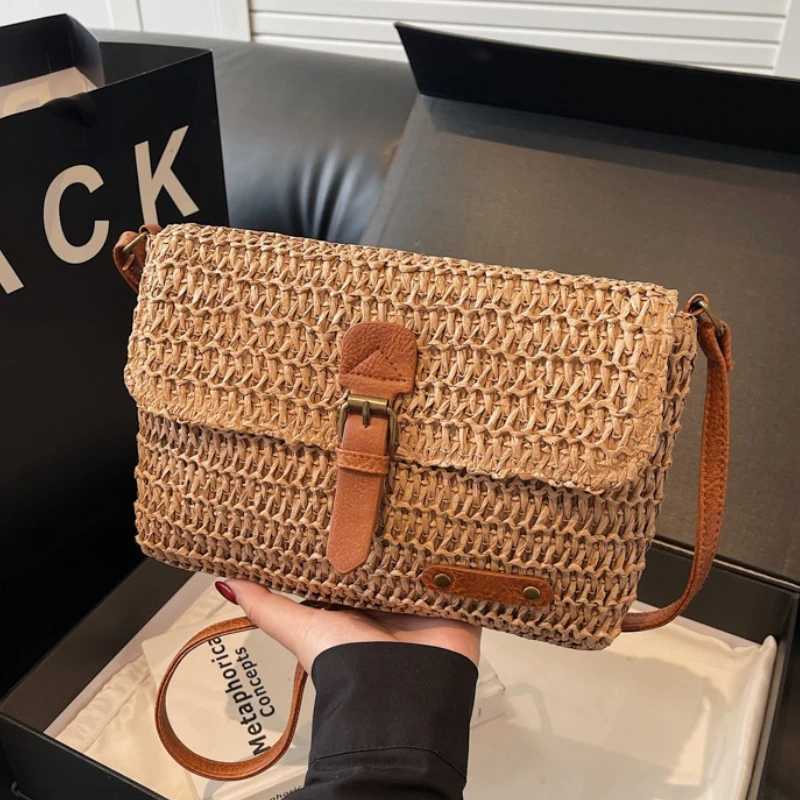 New Fashionable Straw Womens Bag Trendy Vacation Casual Shoulder Crossbody Bag Womens Versatile Stylish Straw Womens BagT251206