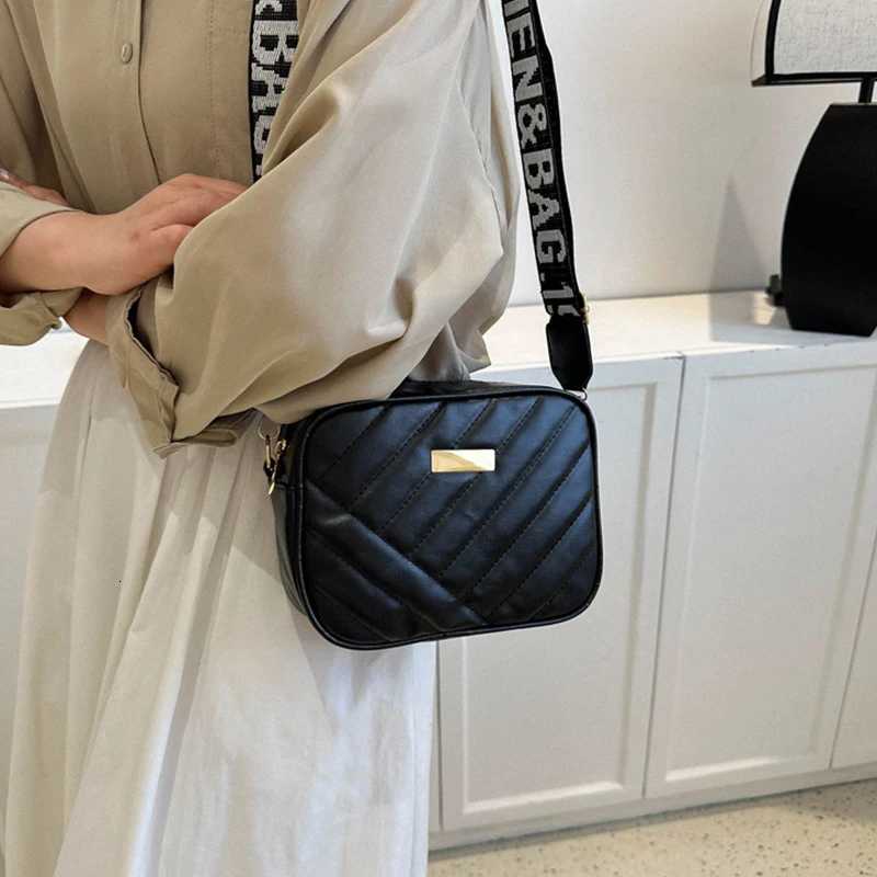 Women Embroidery Small PU Leather Crossbody Bags Fashion Causal Solid Color Shoulder BagT251205