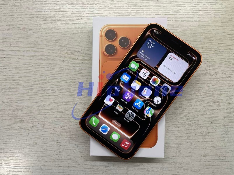 refurbished Original Unlocked iphone XR Convert to iphone 17 Pro Cellphone with 17 pro Camera appearance 3G RAM 64GB 128GB 256GB ROM Mobilephone iphon
