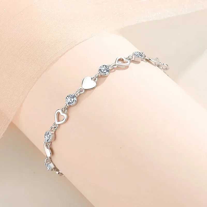 925 Sterling Silver Heart Shaped Bracelet For Women Retro Korean Versatile Zircon Charm Bracelets Original Party Jewelry Gifts W251206