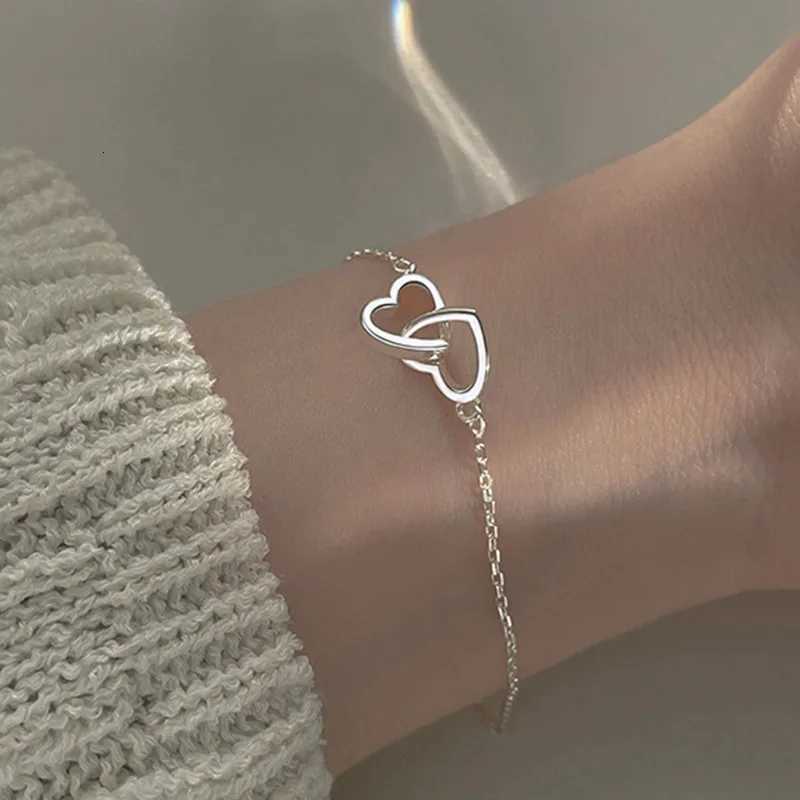 Simplicity Style Bracelet Sales Heart To Heart Matching Double Small Hollow Heart Bracelet 2024 Fashionable New Temperament W251206