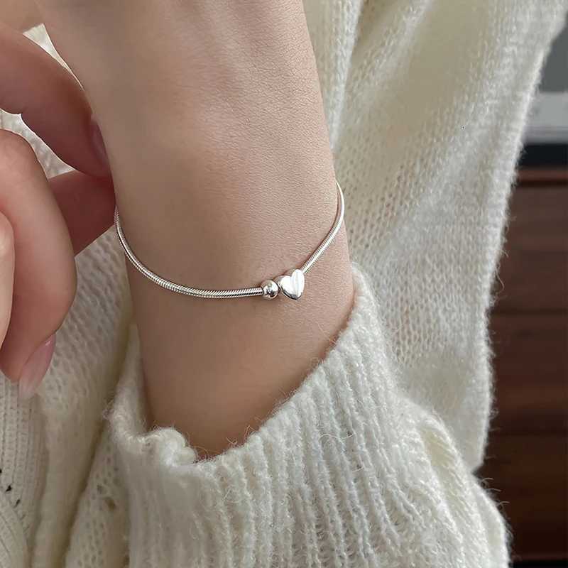 925 Sterling Silver Round Bead Heart-Shaped Snake Bone Bracelet For Womens Fashion Korean Version New Bracelet Wedding Jewelry W251206