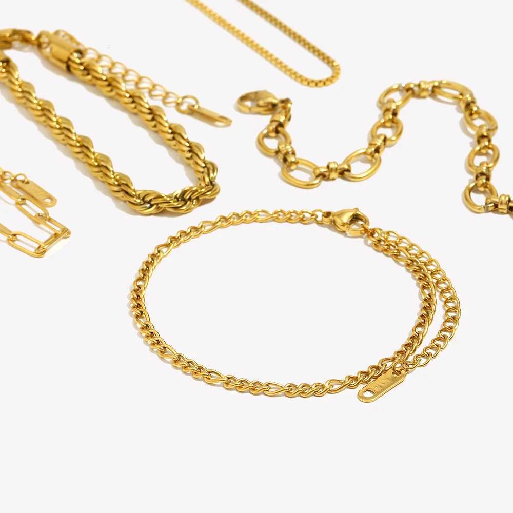 EBbelle Blade Chain Figaro Chain Twists Chain Bracelet 18K Gold Plated 316L Stainless Steel Jewelry Womens Hand Bracelets W251206