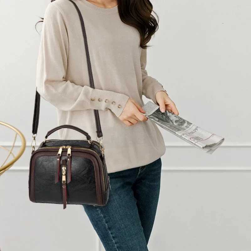 Luxury Alligator Pattern Womens Handbag Fashion Designer Shoulder Messenger Bag Ladies Pu Leather Shell Bag Bolsas FemininaT251205