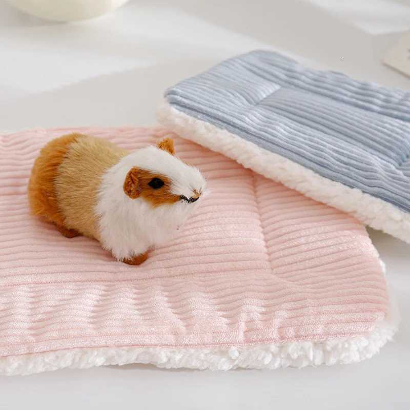 Hamster Bed House Winter Warm Squirrel Hedgehog Rabbit Chinchilla Bed Mat House Nest Hamster Accessories M251206