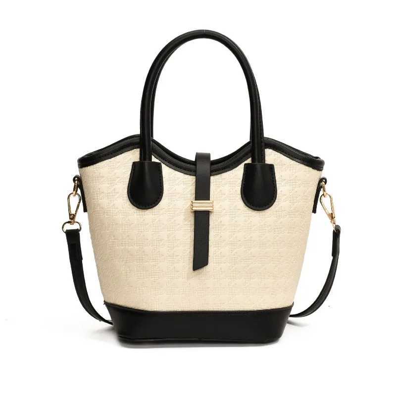 Trendy Womens Bucket Bag Latest Color Block Crossbody Shoulder Bag Stylish and Versatile HandbagT251206