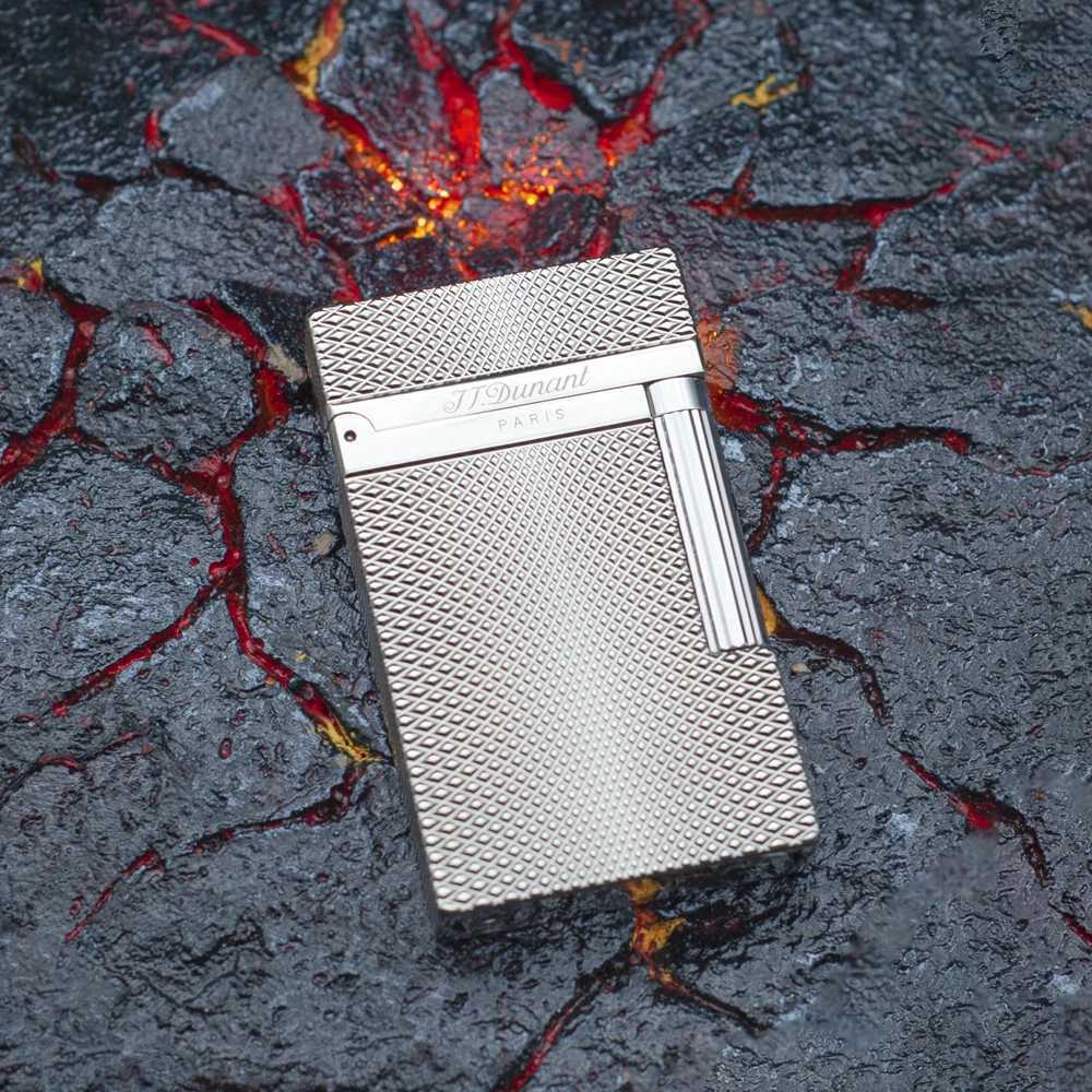 100 Brass Cigarette Lighter Space-time Distorted Grid Memorial Luxury Special Lighter For Men Birthday Gift Sofe Flame D Brand H251206