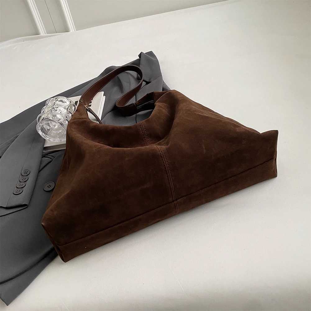 Vintage PU Leather Handbags Tote Bag Large Capacity Brown Travel Tote Bags High Quality Solid Commuter Shoulder Bag For WomenT251205