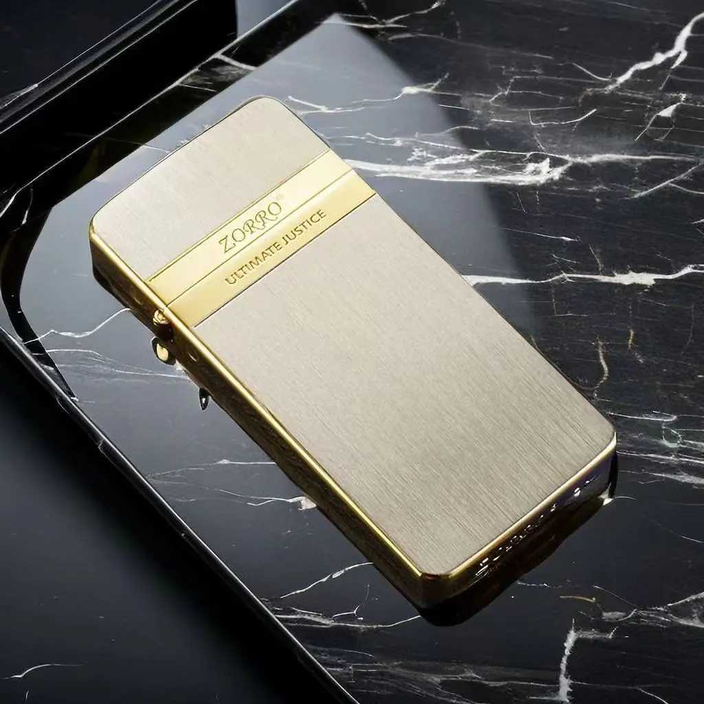 Thin e Copper Kerosene Lighter Flint Wheel Ignition Windproof Cigarette Lighter Smoking Gadget 06CM H251206