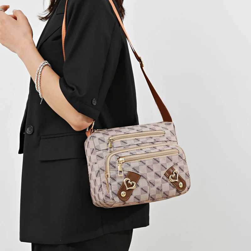 New style womens bag - casual shoulder bag made of PU leather with patchwork design adjustable strap stylish and simple stylT251205