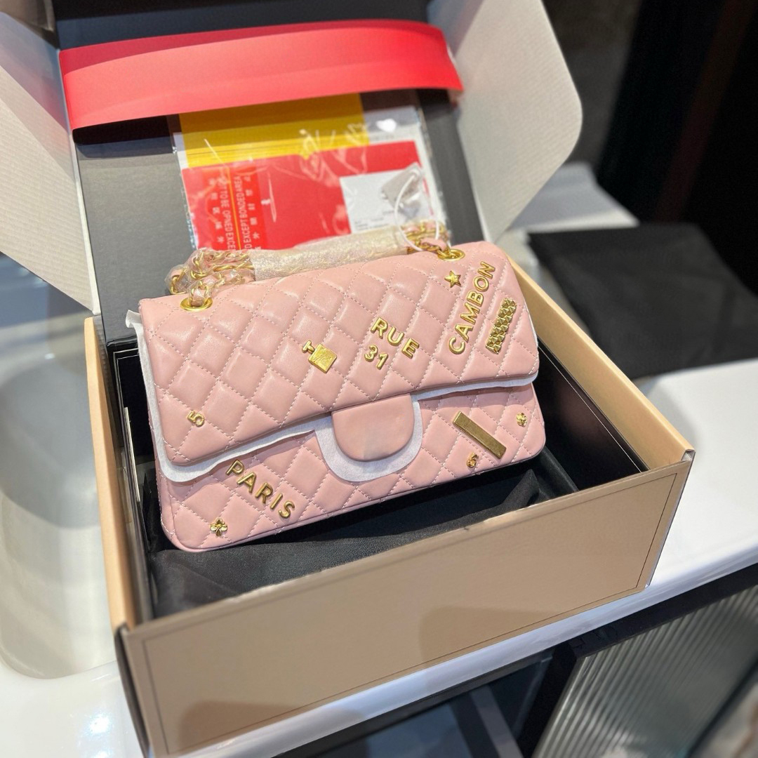 Luxury Leather Quilted Plaid with Gold Buckle Hardware Cross Body Handbag Evening bags