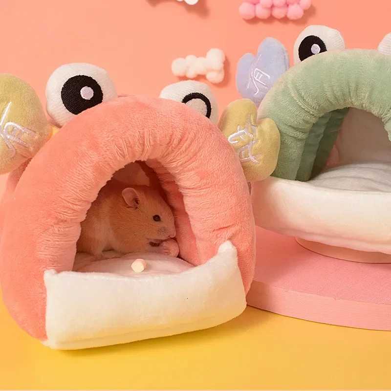 Thick and Plush Winter Hamster Nest Warm Cotton Nest Hamster Supplies Small Pets Furniture Accessories Fun and Cute Cartoon Nest M251206