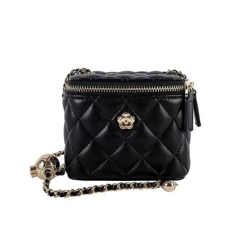 2025 New Mini Shoulder Bags Camellia lingeries Chain Box Small Bag For Women Shoulder bag Black White Crossbody bag ChicT251205