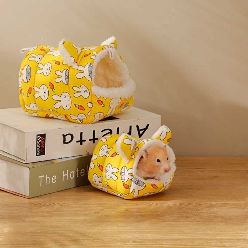 Cute Cartoon Hamster House Mini Cage Guinea Pig Nest Small Animal Mice Rat Pet Bed Bird Winter Warm Soft Mat Hamster Accessories M251206