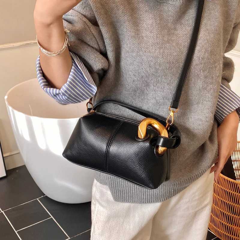 Vintage Fashion All-match Small Square Pillow Single Shoulder Crossbody Simple Womens Bag New Daily Commuter HandbagT251205