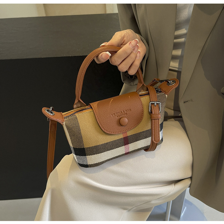 free shipping Designer Dumpling Bags Summer New Women's Plaid Mini Korean Style Minimalist High-End Handheld Shoulder Crossbody Bag