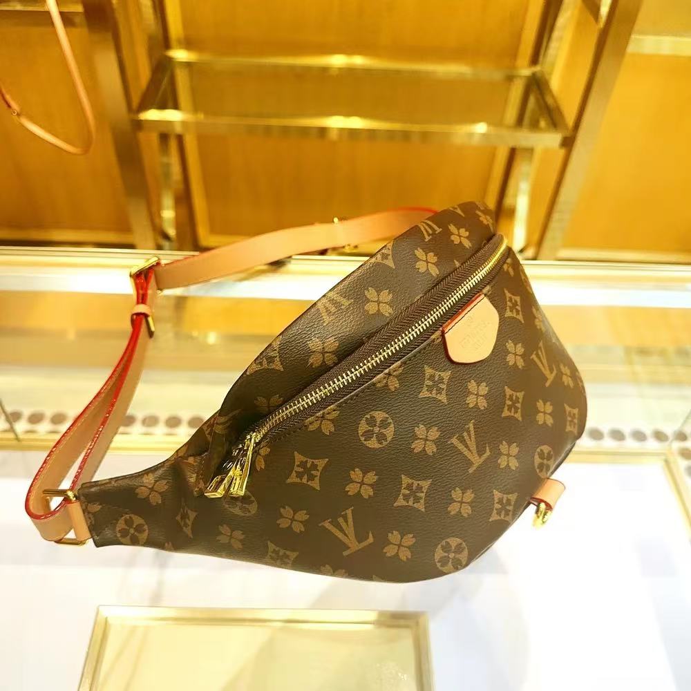 2026 New Bumbag Cross Body Waist Bags Temperament Bumbags Fanny Pack Bum Embossing Flowers Famous Soft Leather Luxurys Designers Bags Serial Number Date Code