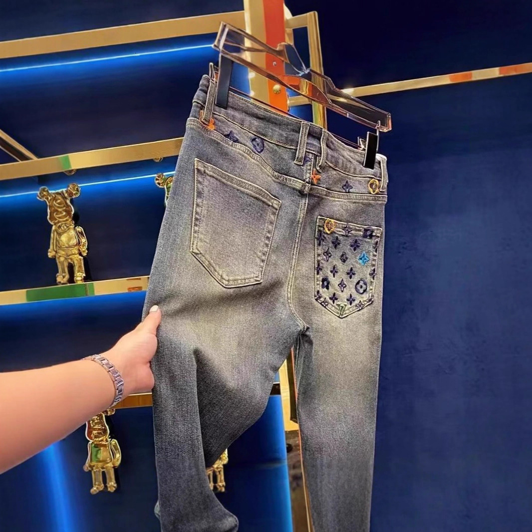 Designer Luxury European Style Trendy Brand Personalized Heavy Embroidery Jeans For Men, Light Luxury Versatile Slim Fit Straight Leg Skinny Pants