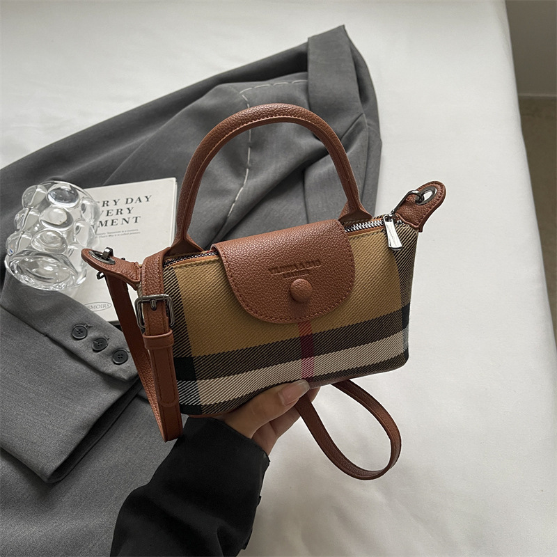 free shipping Designer Dumpling Bags Summer New Women's Plaid Mini Korean Style Minimalist High-End Handheld Shoulder Crossbody Bag
