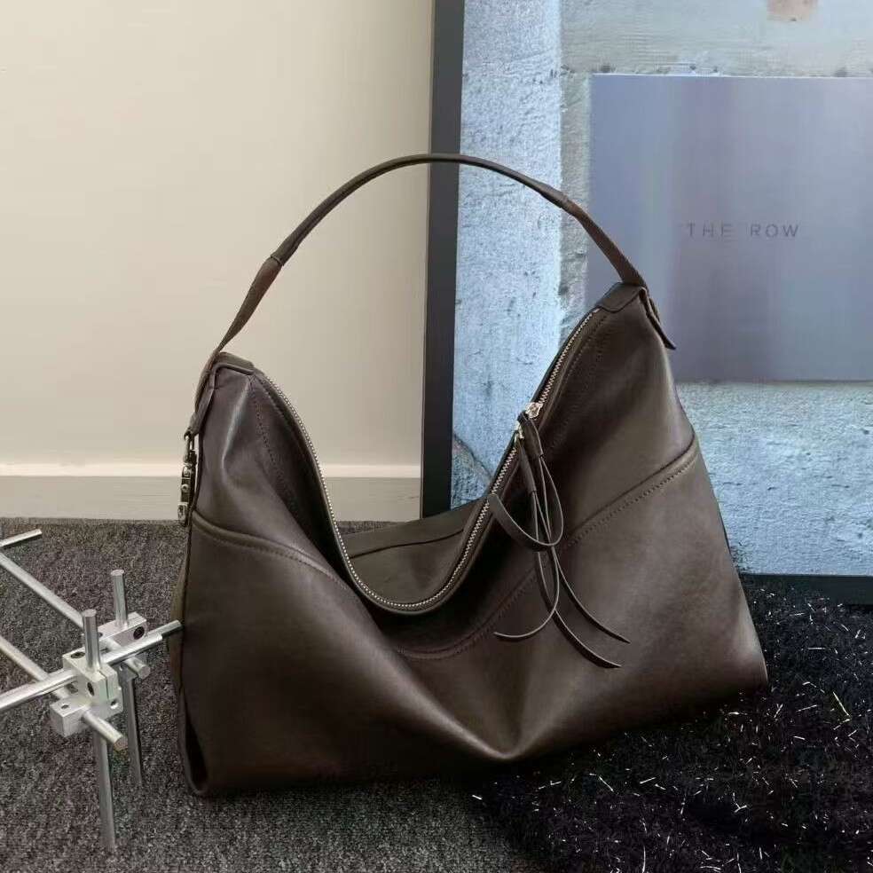Luxury Bag Designer Shoulder Bags Totes Hobo Niche Design LE New Wandering Large Capacity Casual Soft Cowhide Underarm Simple Single Handheld Dumpling