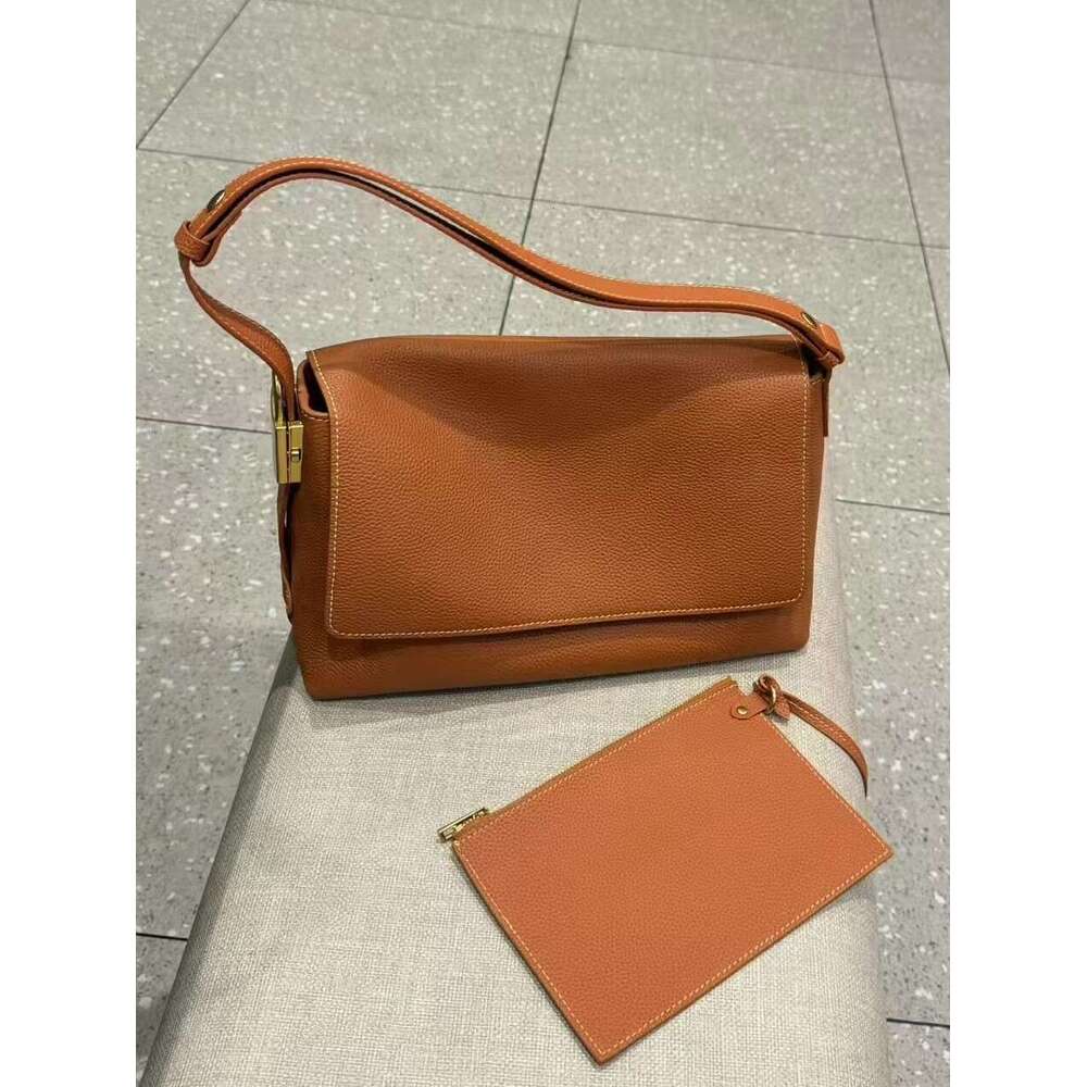 Luxury Bag Designer Shoulder Bags Totes Hobo New Messenger High Grade Soft Cowhide Lock Simple Fashion Single Crossbody Women S Bag