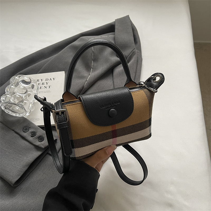free shipping Designer Dumpling Bags Summer New Women's Plaid Mini Korean Style Minimalist High-End Handheld Shoulder Crossbody Bag