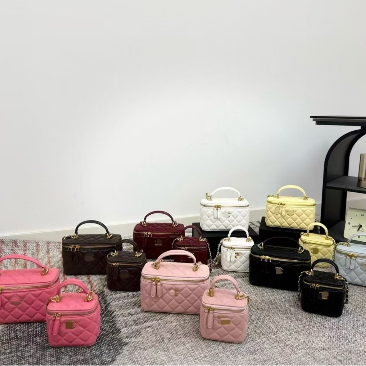 Designer Cosmetic bags Cases Diamond-patterned letter handle long box cowhide leather shoulder bag handbag crossbody bag caviar cosmetic bag Mini coin purse