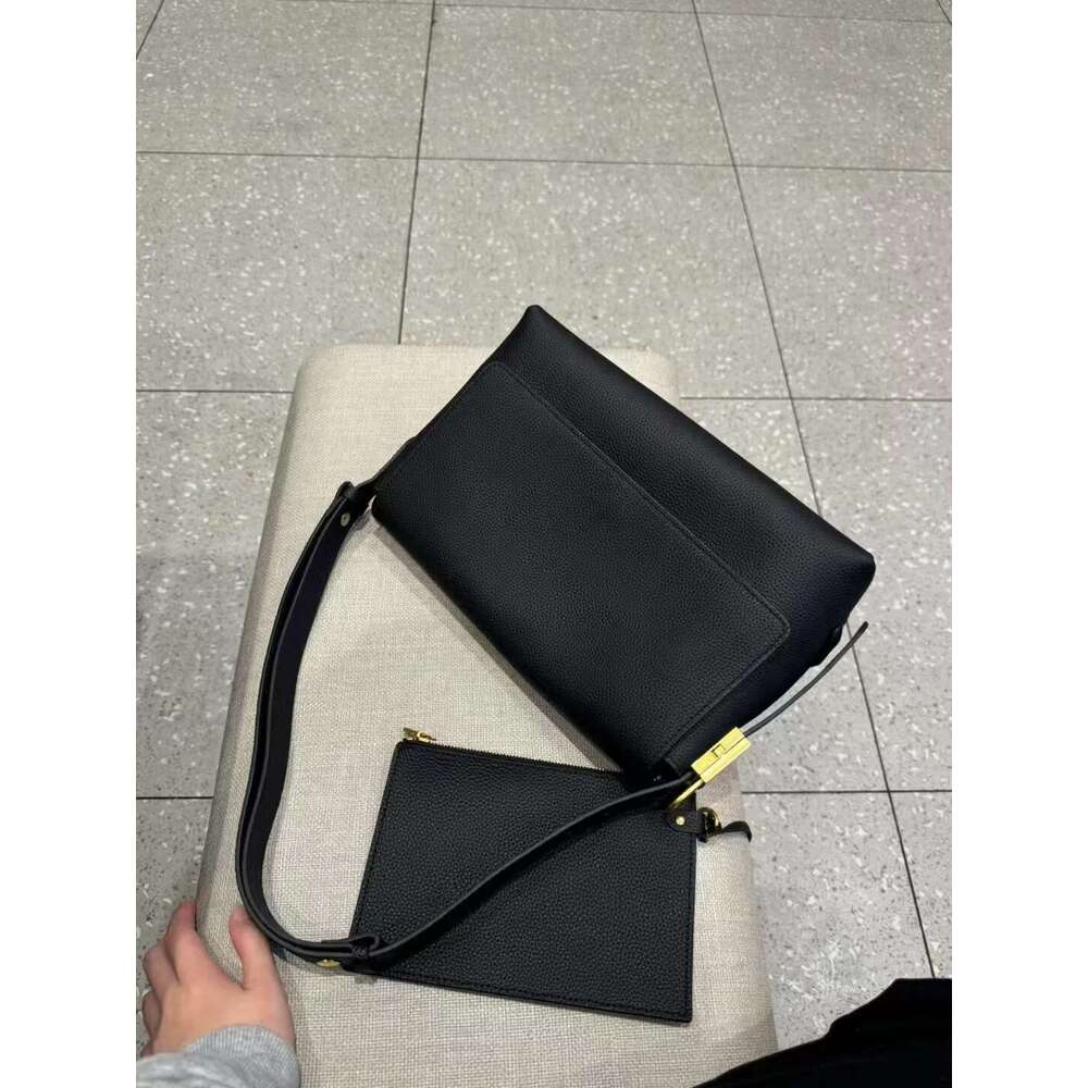 Luxury Bag Designer Shoulder Bags Totes Hobo New Messenger High Grade Soft Cowhide Lock Simple Fashion Single Crossbody Women S Bag