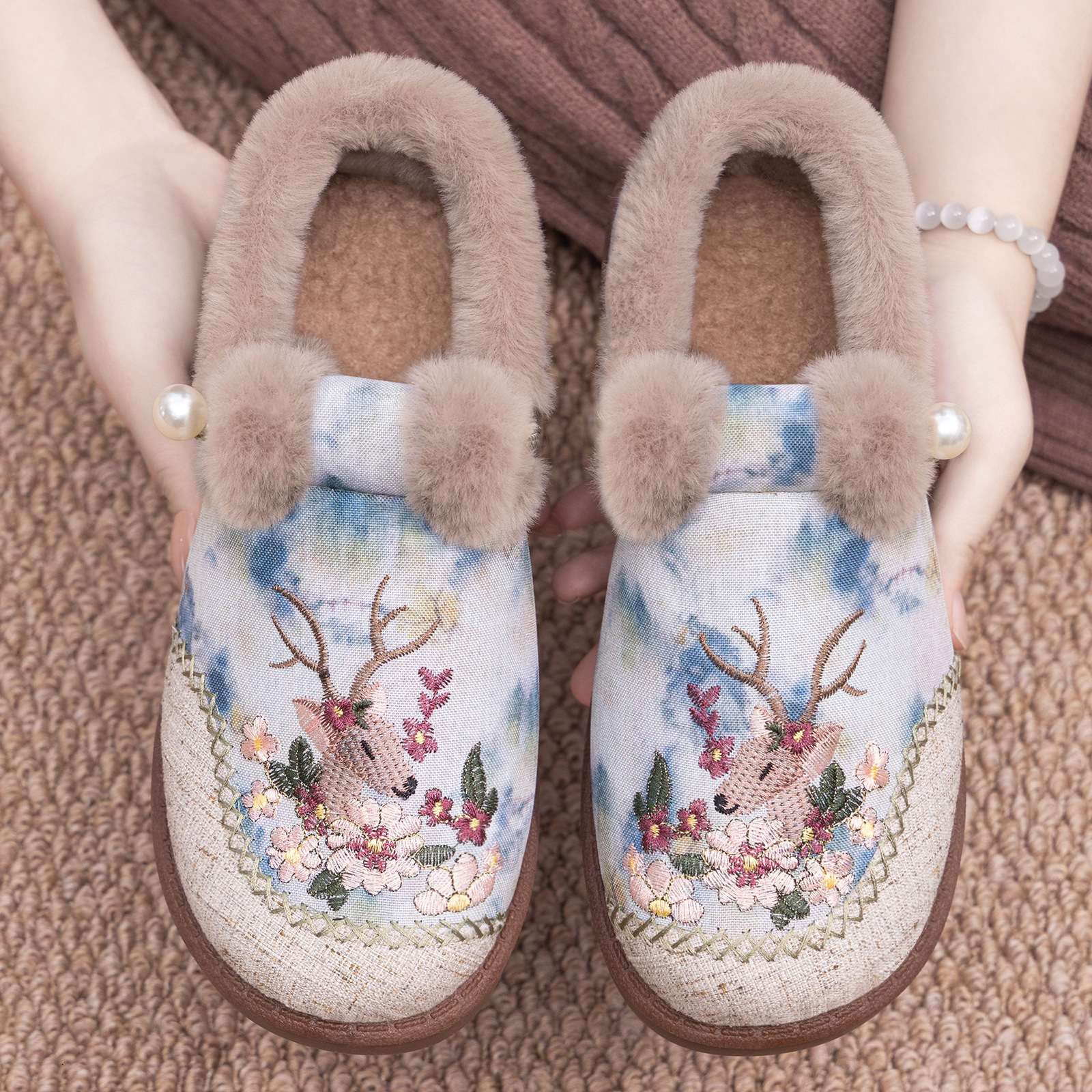 Women's Winter Cotton Shoes with Fleece Lining, Thickened Old Beijing Cloth Shoes, National Style Deer and Flower Cotton Boots, Widened Thick Sol