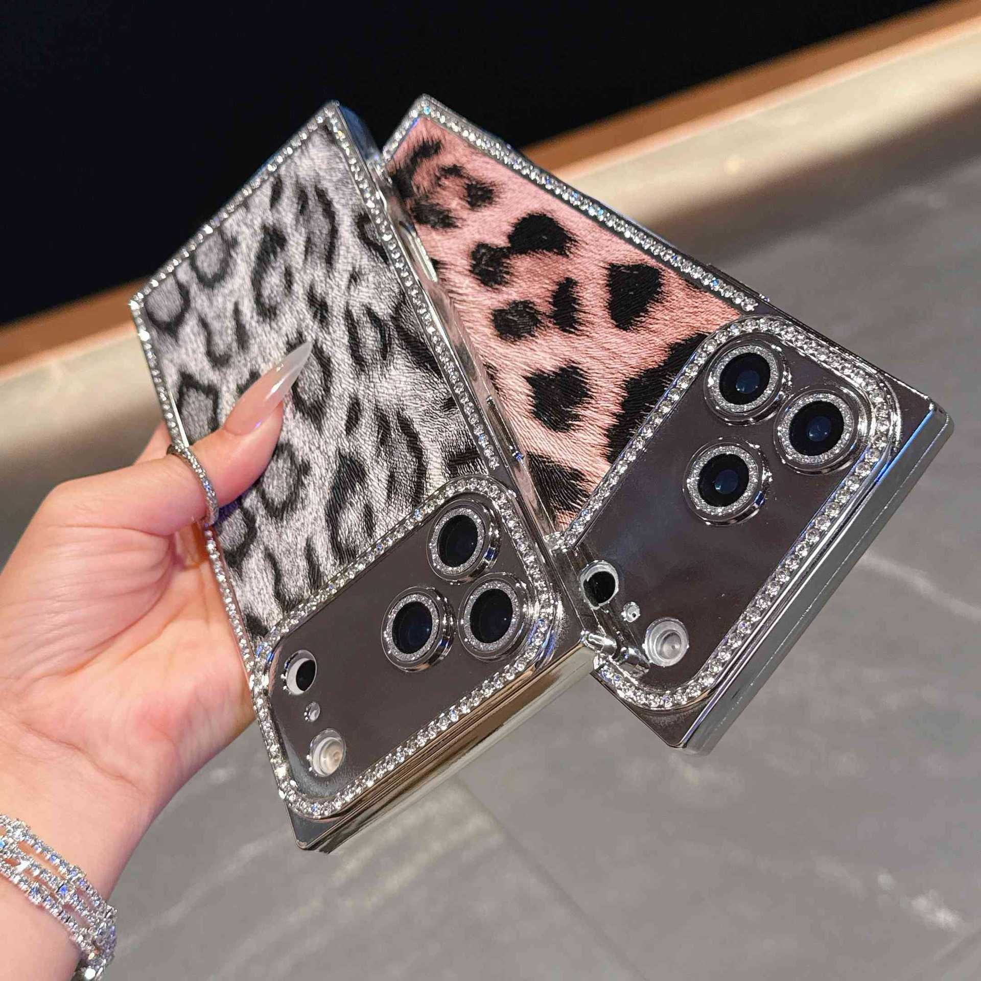 Electroplated Rhinestone Leopard Pattern Case for iPhone 17 Apple 16 Max Square 15 Pro High-end Feel